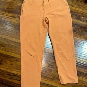 New Fabletics Men's Chinos in Warm Orange XXL Pants, Golf Pants, Stretch